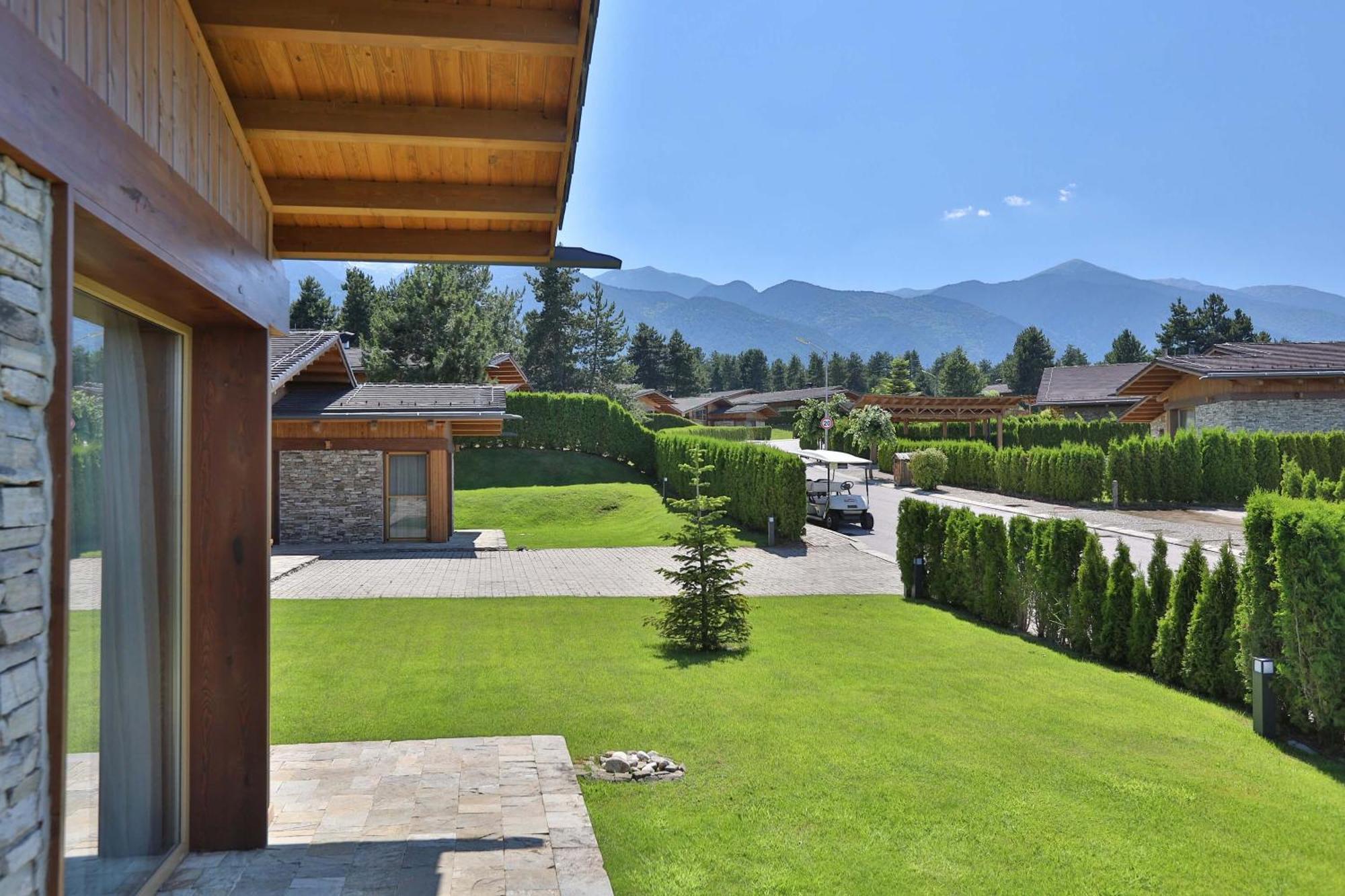 Luxury Chalets Pirin Golf & Country Club 반스코 외부 사진